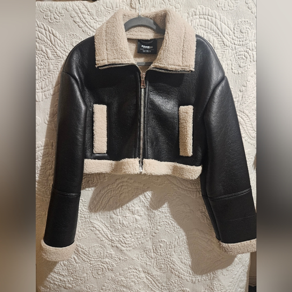 Pull&Bear Aviator Sherpa Jacket